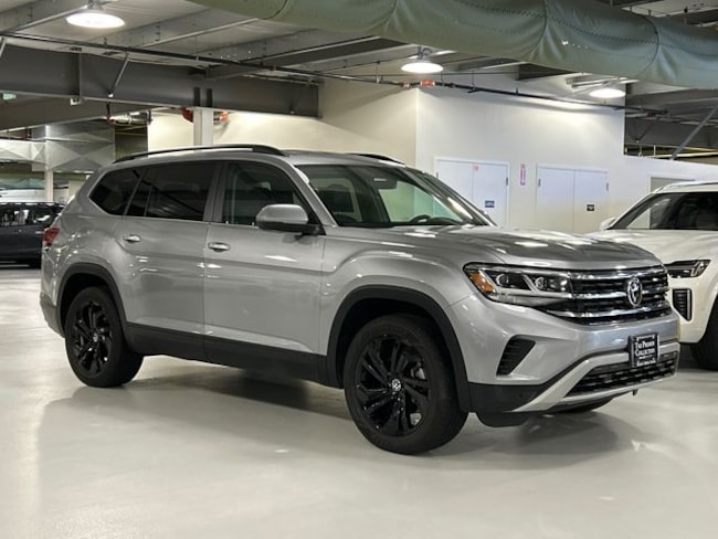 2022 Volkswagen Atlas 2.0T SE w/Technology SUV