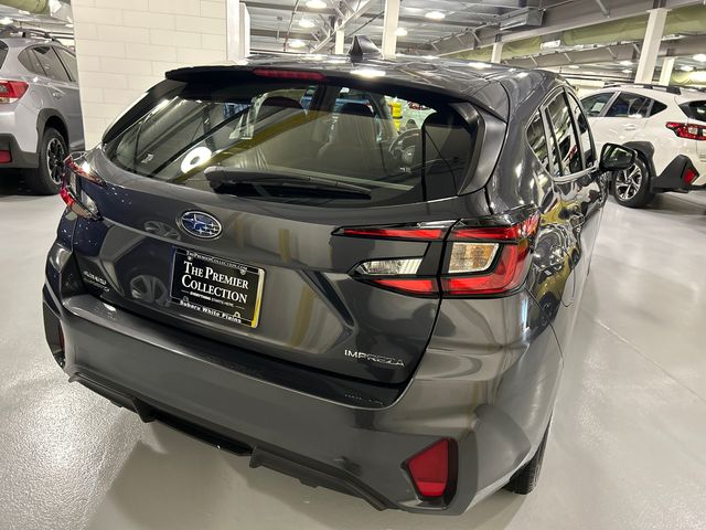 2025 Subaru Impreza Base photo 2