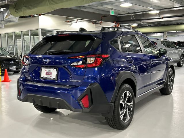 2025 Subaru Crosstrek Premium photo 2