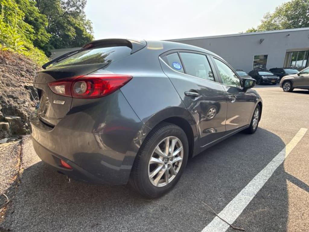 Used 2014 Mazda Mazda3 i Grand Touring Hatchback