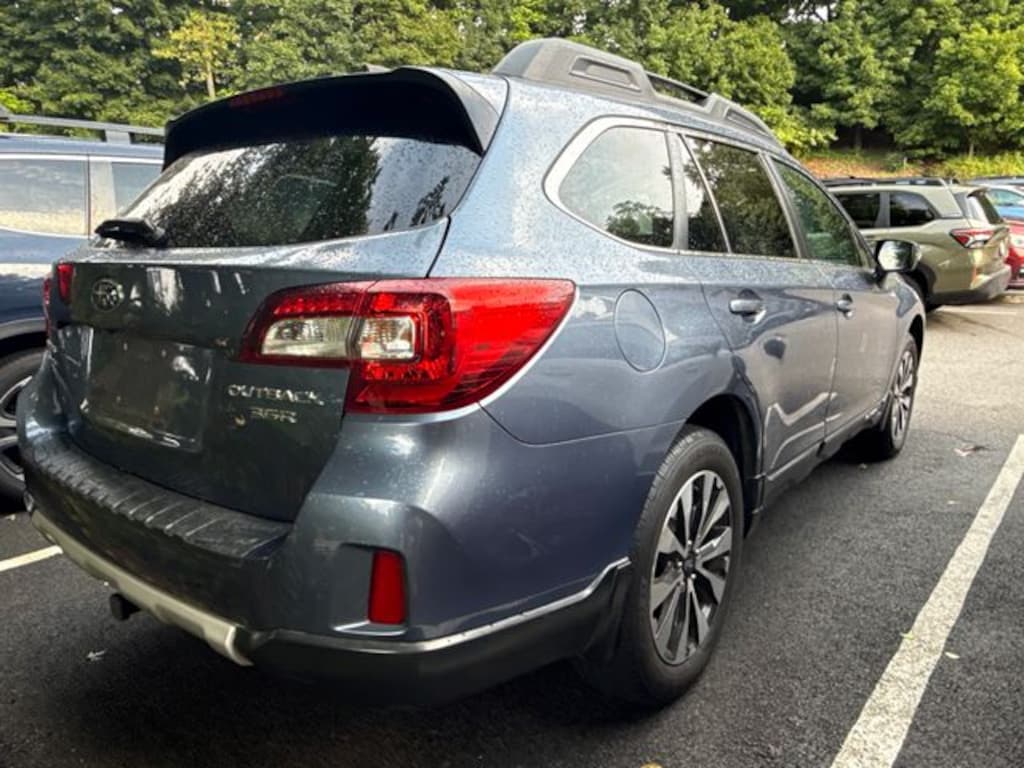 Used 2016 Subaru Outback 3.6R Limited SUV