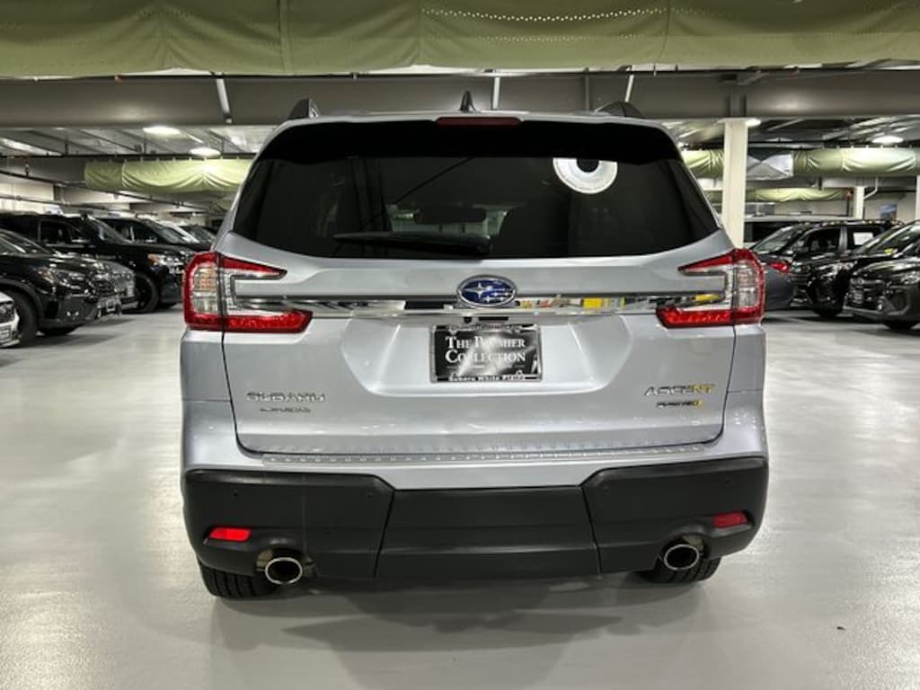 Used 2023 Subaru Ascent Limited 8-Passenger SUV