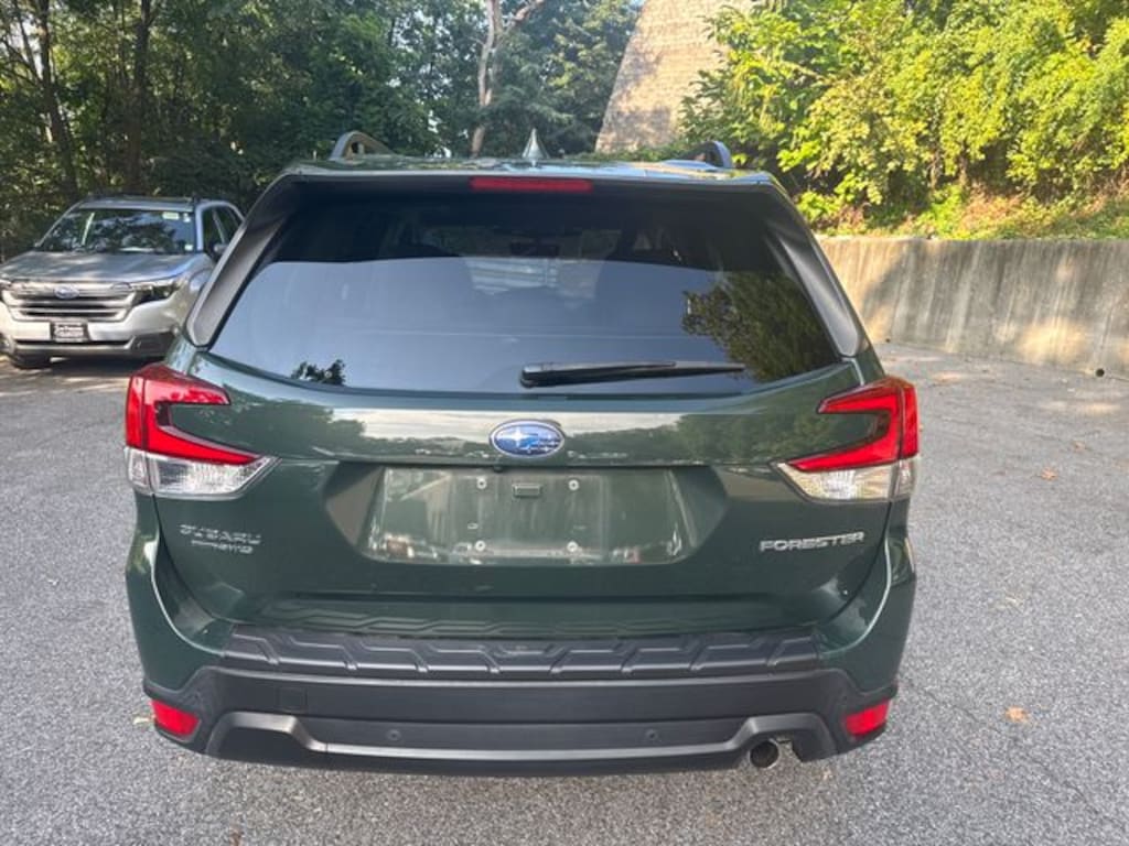 Used 2023 Subaru Forester Limited SUV