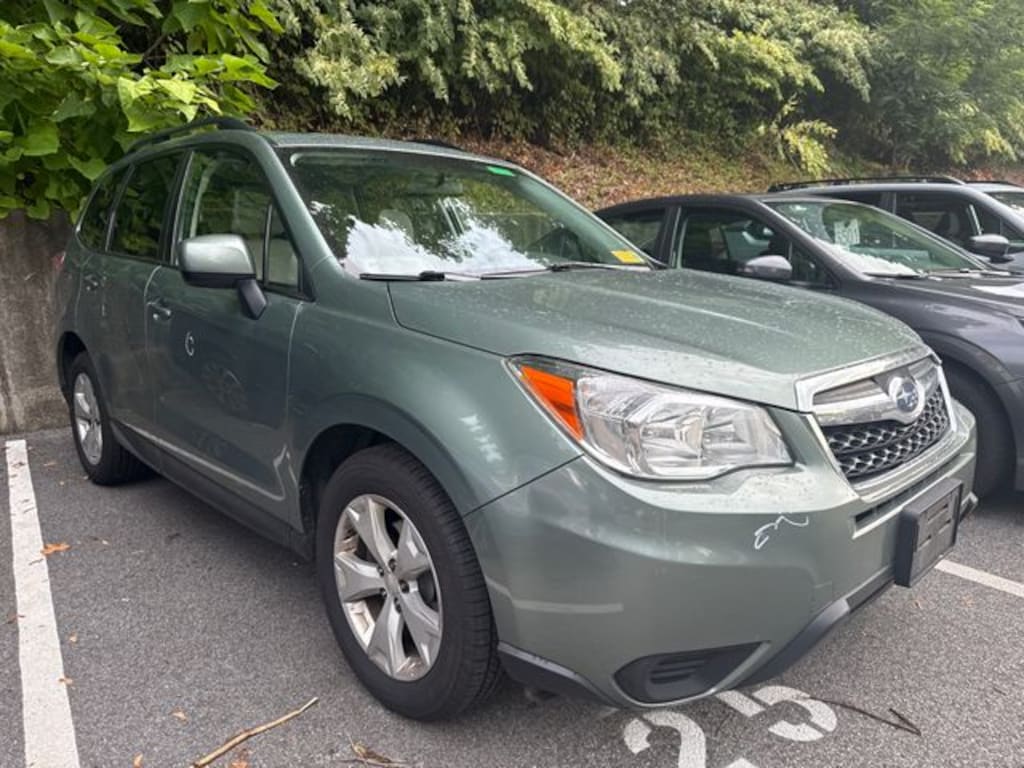 Used 2016 Subaru Forester 2.5i Premium SUV