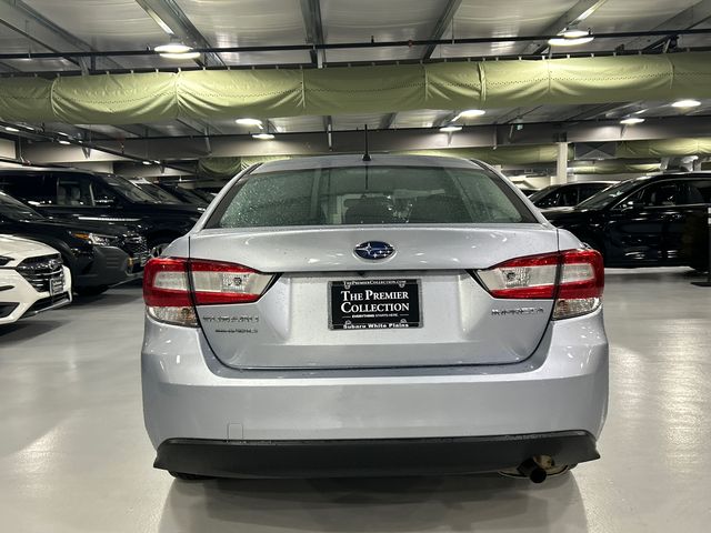 2023 Subaru Impreza Base photo 3