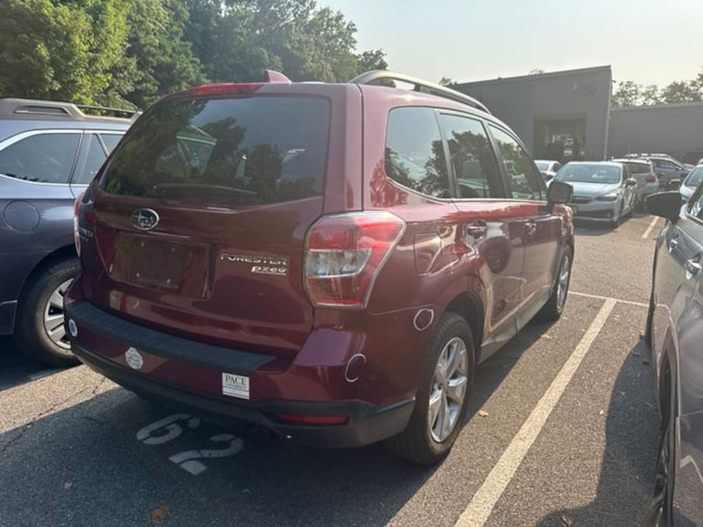 Used 2016 Subaru Forester 2.5i Premium SUV