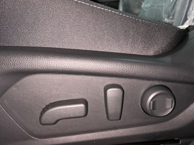 2026 Subaru Crosstrek Premium - Photo 12