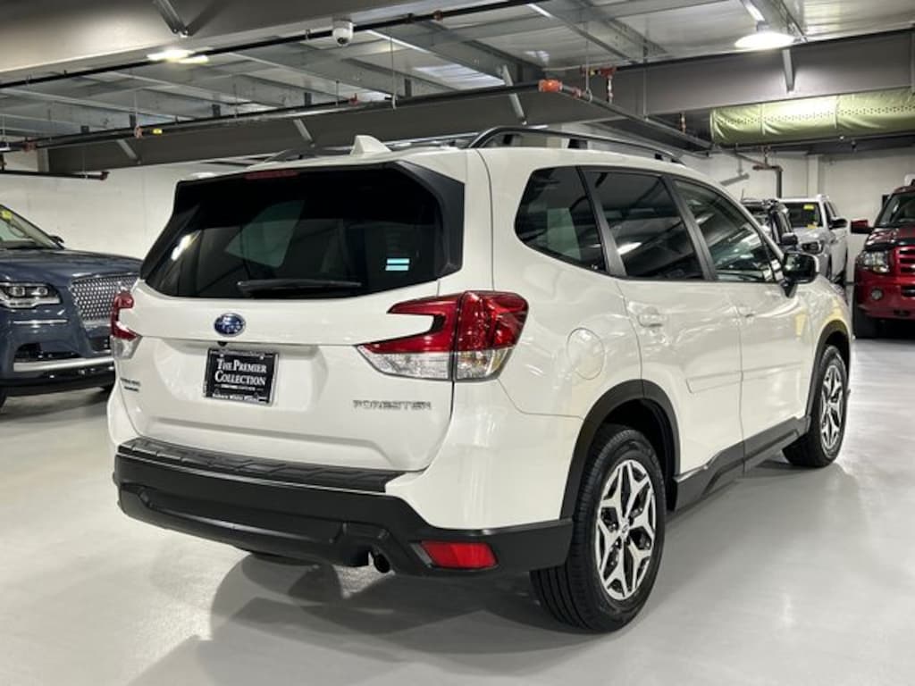 Used 2023 Subaru Forester Premium SUV