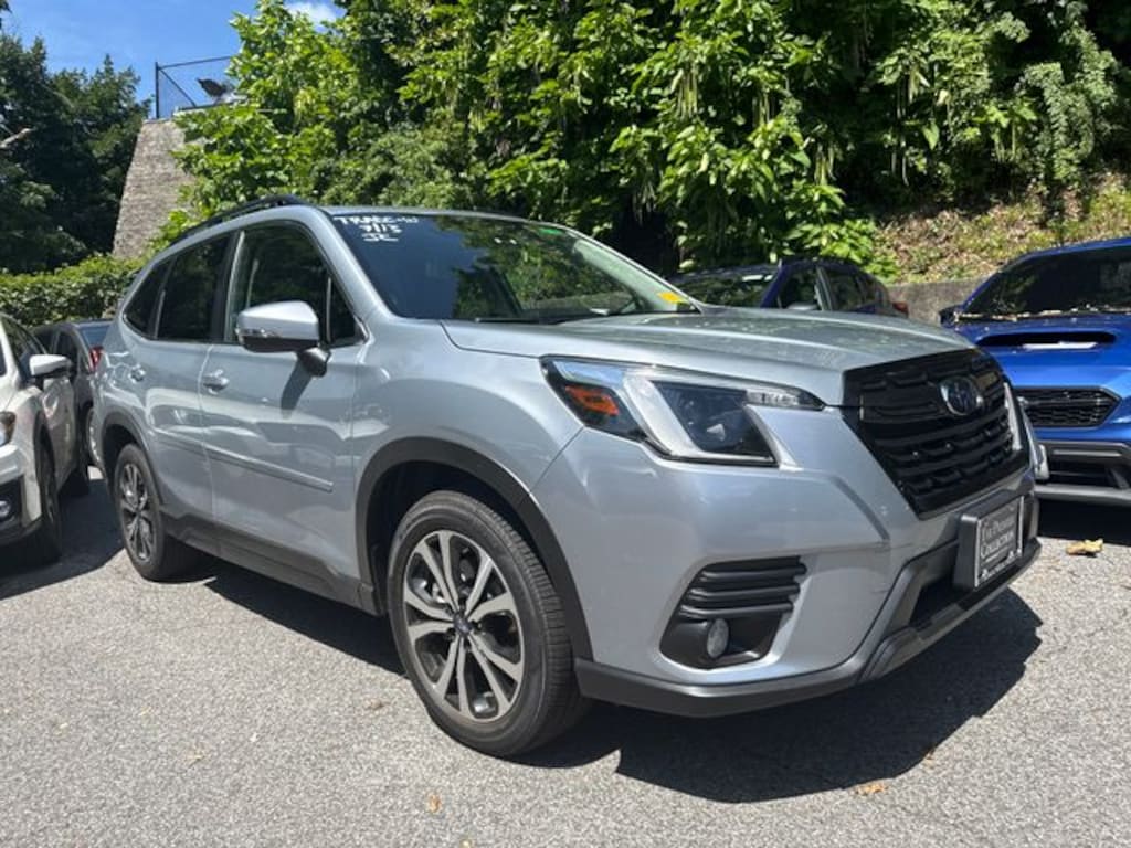 Used 2023 Subaru Forester Limited SUV