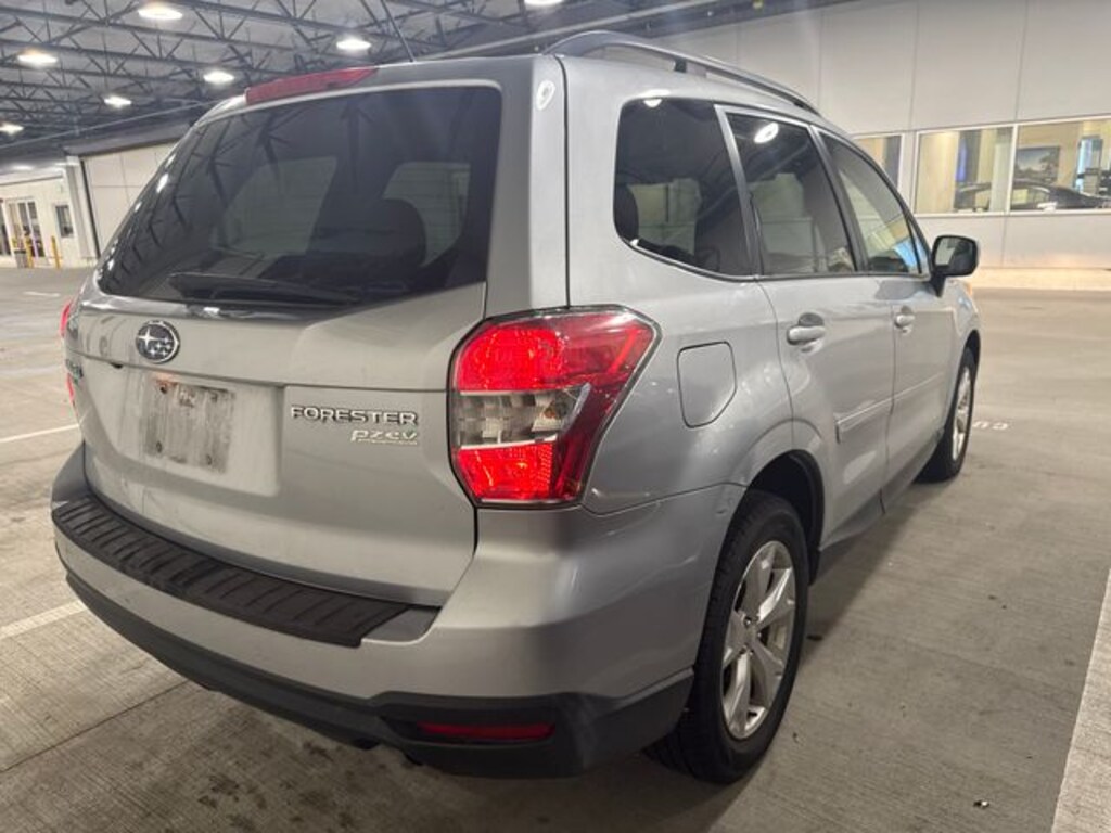 Used 2015 Subaru Forester 2.5i Premium (CVT) SUV