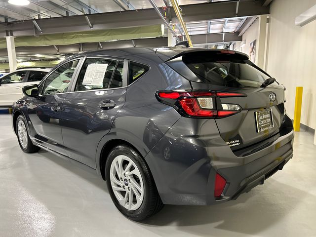 2025 Subaru Impreza Base photo 4