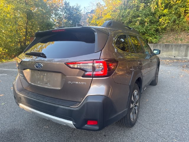 Used 2024 Subaru Outback Limited SUV