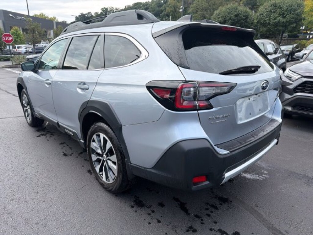 Used 2023 Subaru Outback Limited SUV