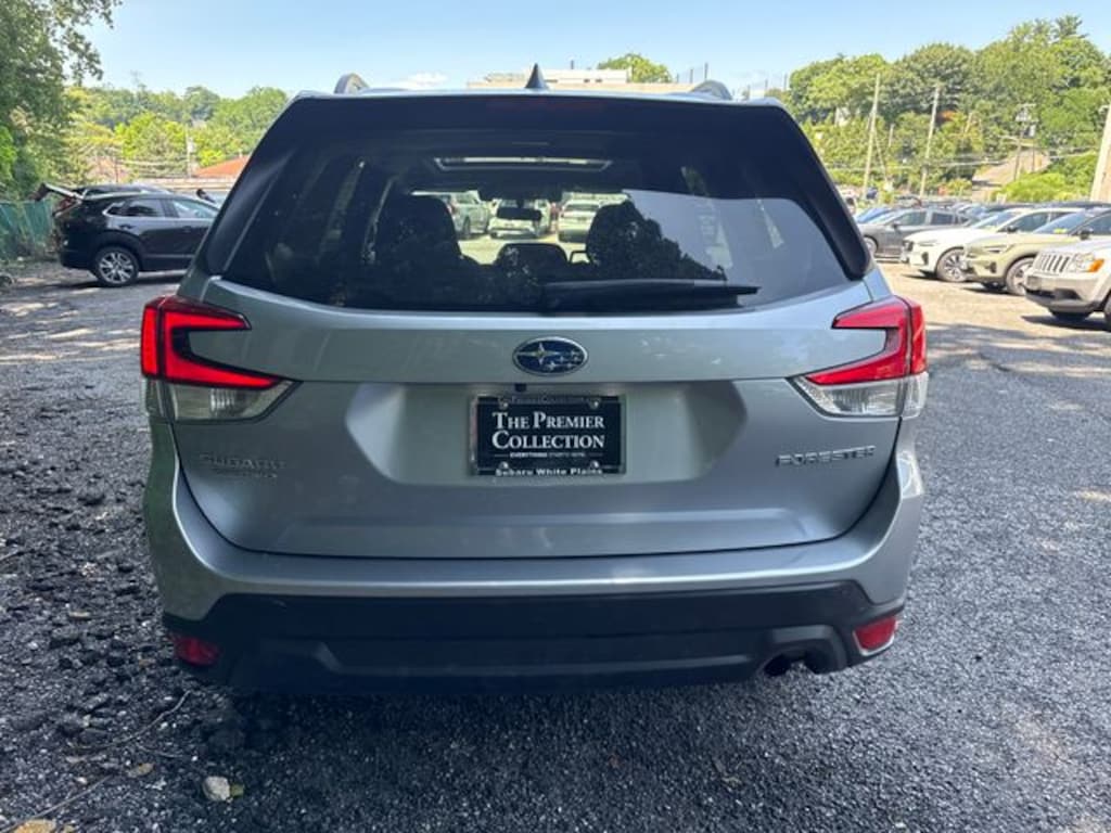 Used 2021 Subaru Forester Premium SUV
