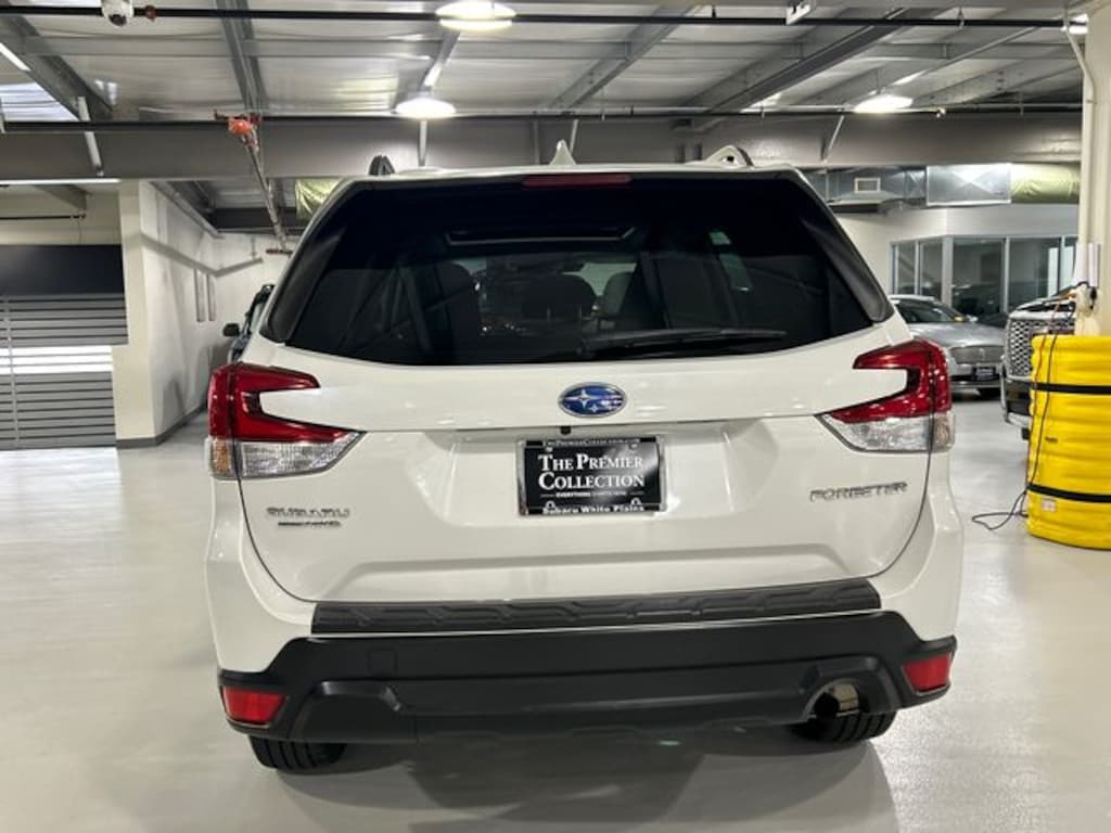Used 2023 Subaru Forester Premium SUV