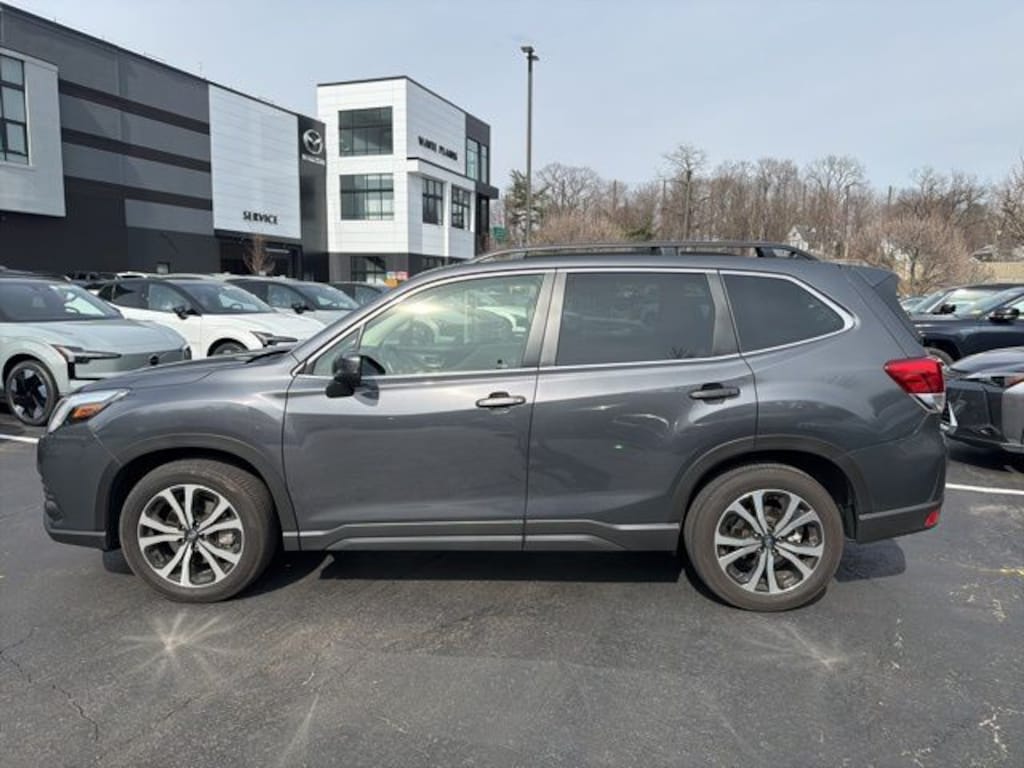 Used 2023 Subaru Forester Limited SUV
