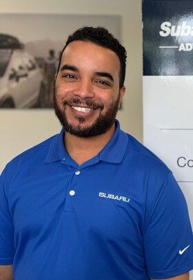 Staff member Luis Hiciano from ID_6ea678289074