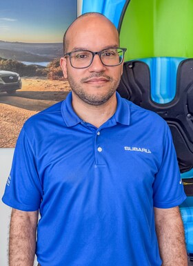 Staff member Ramon Hernandez from ID_e0f4f84d34b7