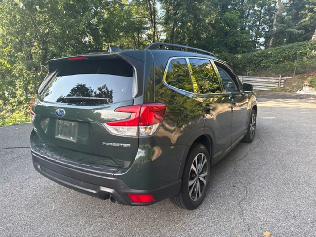 Used 2023 Subaru Forester Limited SUV