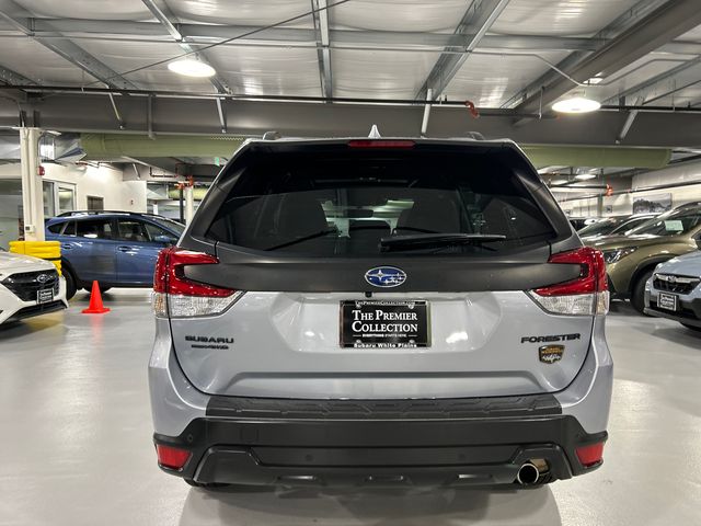 2022 Subaru Forester Wilderness photo 2