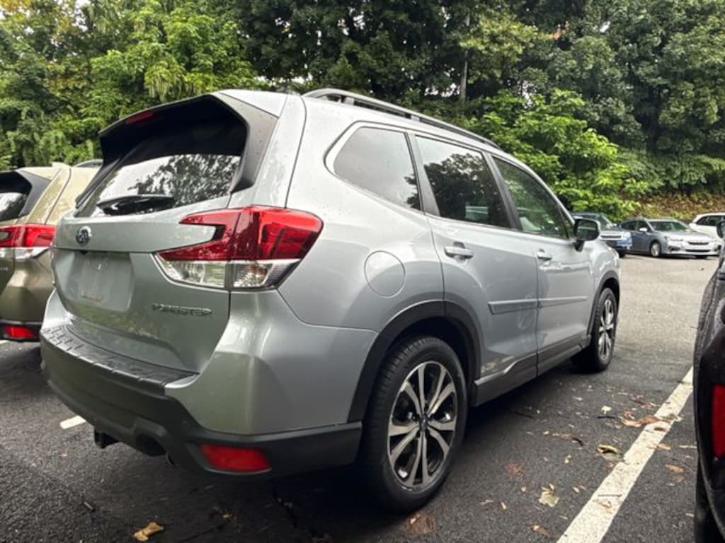 Used 2022 Subaru Forester Limited SUV