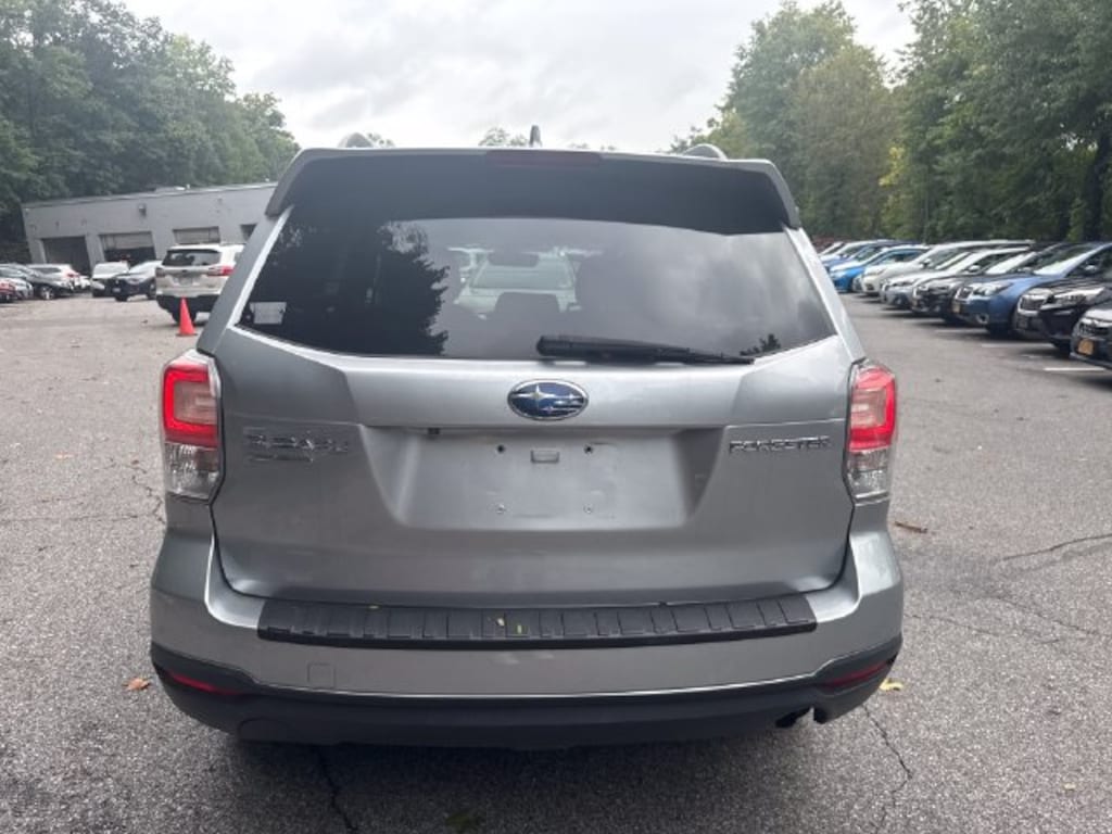 Used 2018 Subaru Forester 2.5i Premium SUV