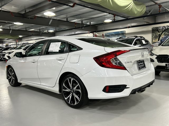 2020 Honda Civic Sport photo 3