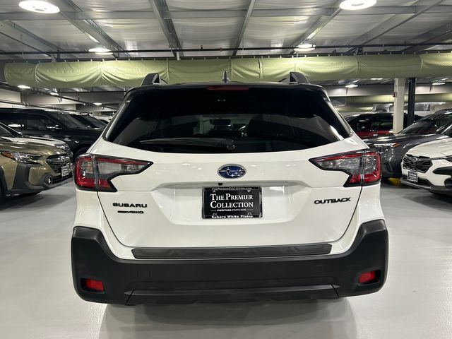 2023 Subaru Outback Onyx Edition photo 2