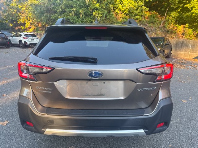 Used 2024 Subaru Outback Limited SUV