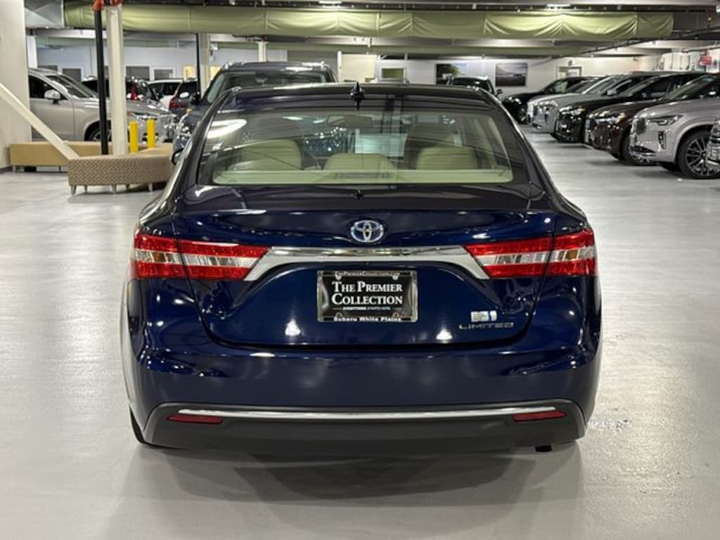 Used 2013 Toyota Avalon Hybrid Sedan