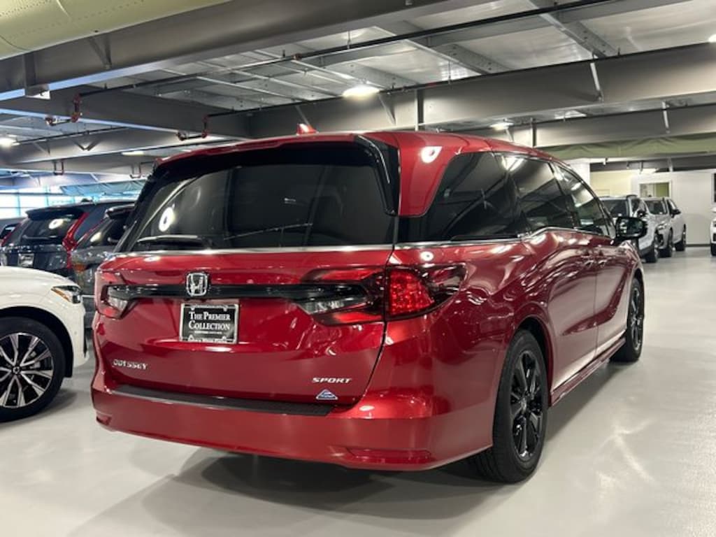 Used 2023 Honda Odyssey Sport Van
