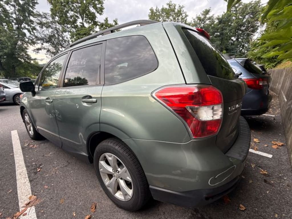 Used 2016 Subaru Forester 2.5i Premium SUV