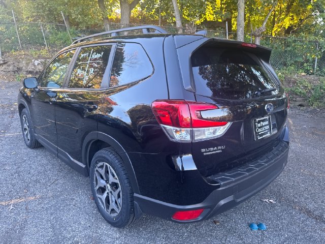 Used 2024 Subaru Forester Premium SUV