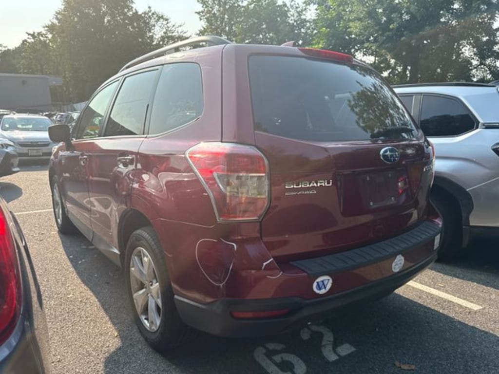 Used 2016 Subaru Forester 2.5i Premium SUV