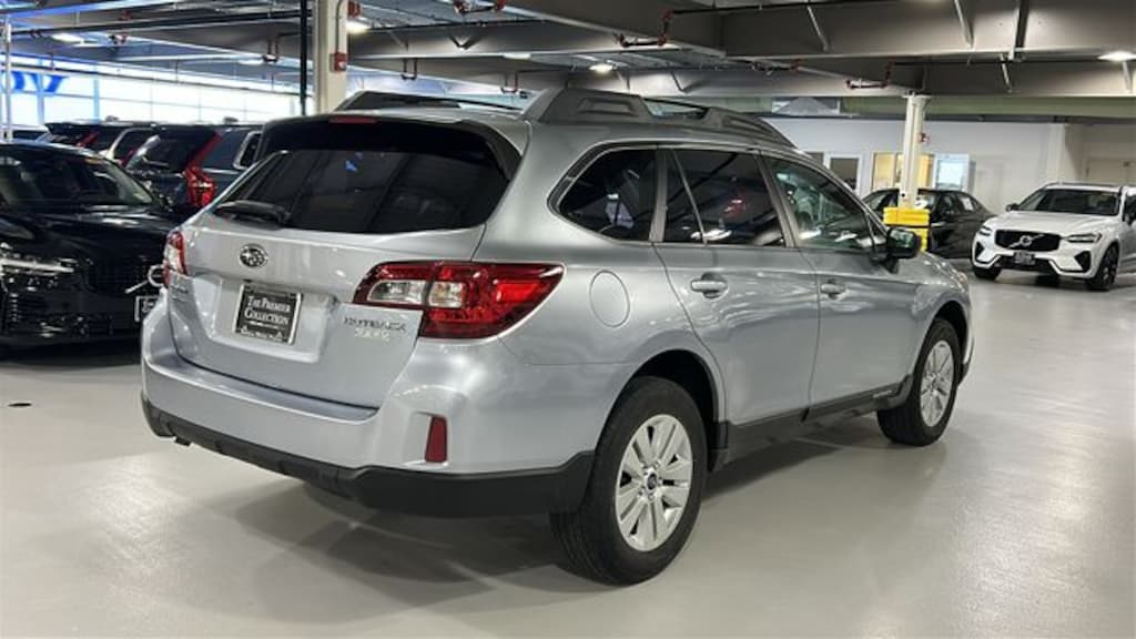 Used 2017 Subaru Outback 2.5i SUV