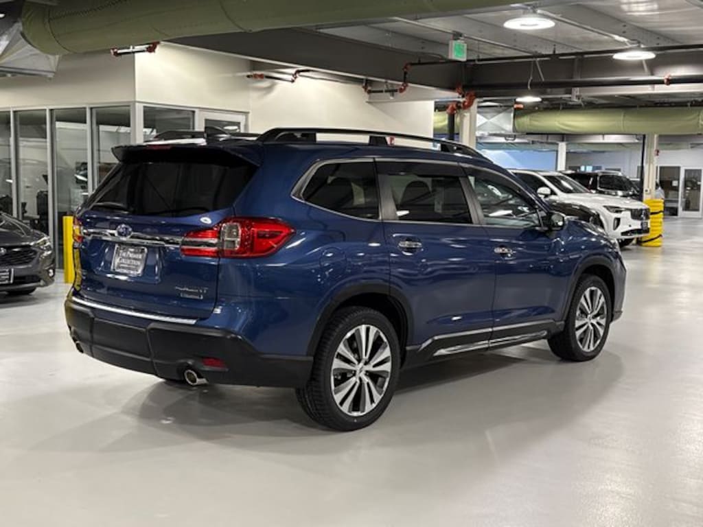 Used 2022 Subaru Ascent Touring 7-Passenger SUV