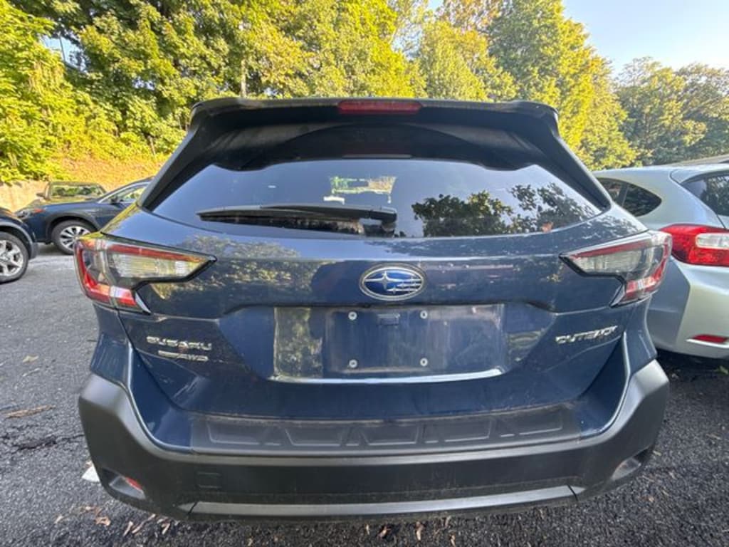 Used 2024 Subaru Outback Premium SUV