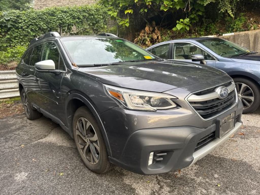 Used 2022 Subaru Outback Touring SUV