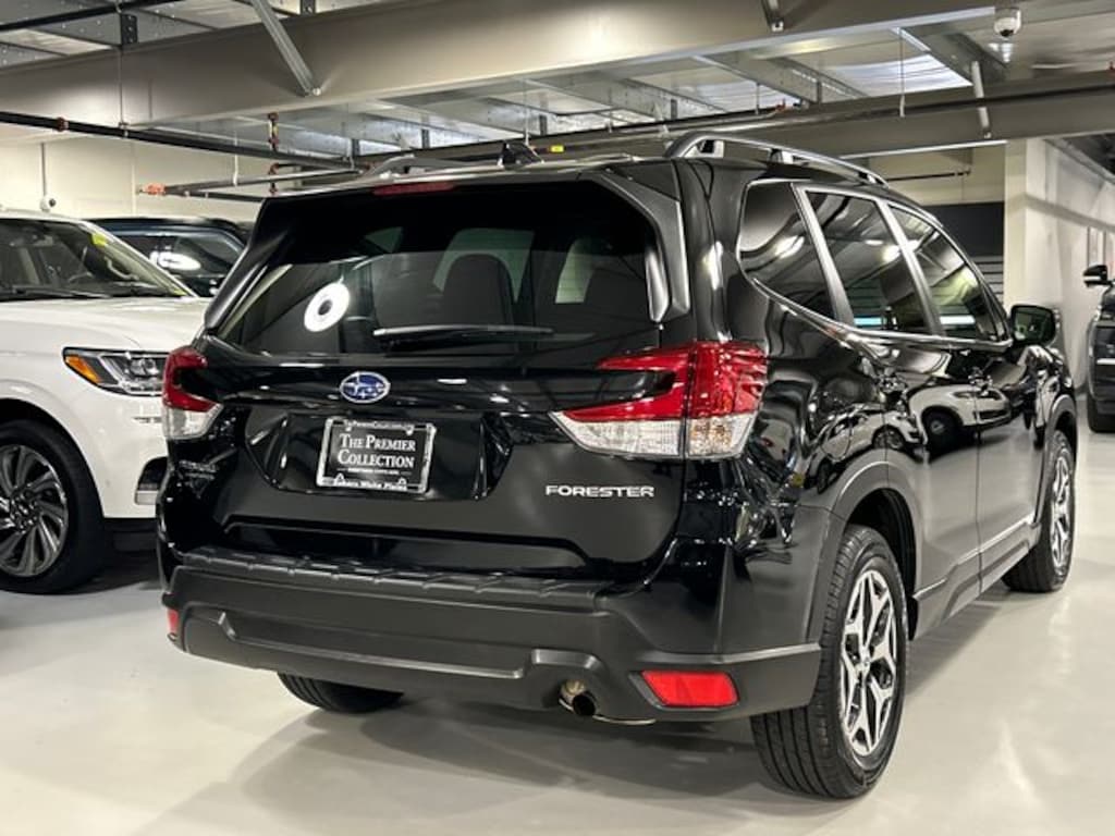 Used 2024 Subaru Forester Premium SUV