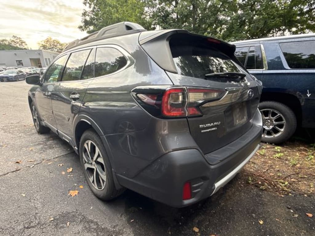 Used 2022 Subaru Outback Touring SUV