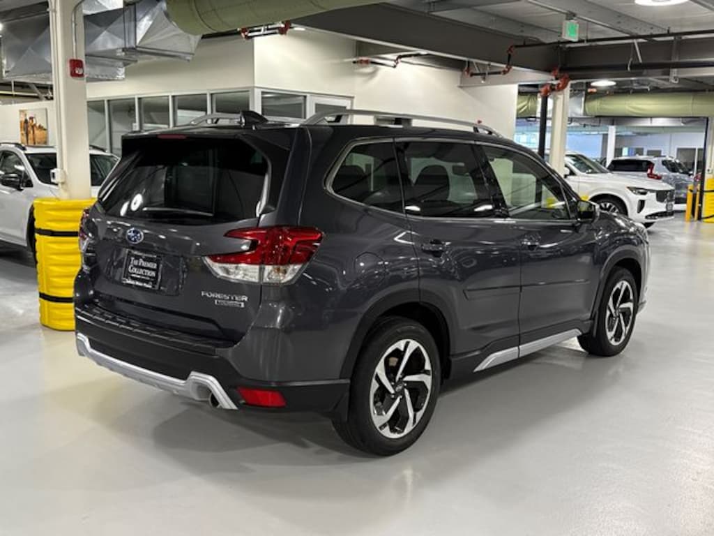 Used 2023 Subaru Forester Touring SUV