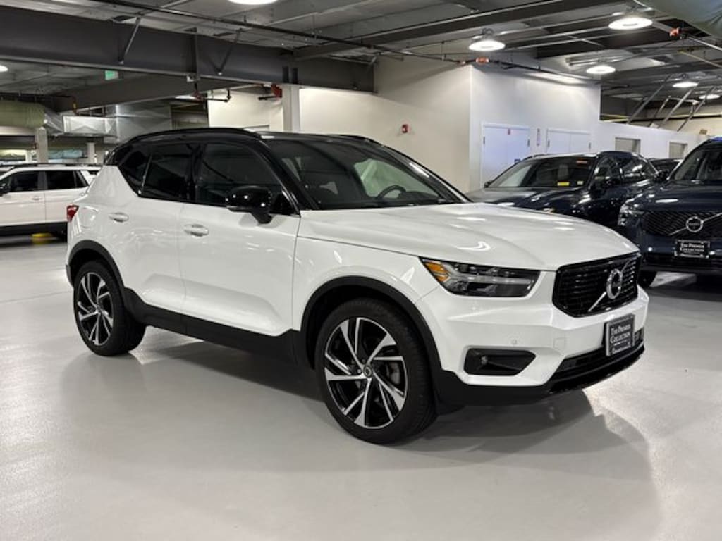 Used 2020 Volvo XC40 T5 R-Design SUV
