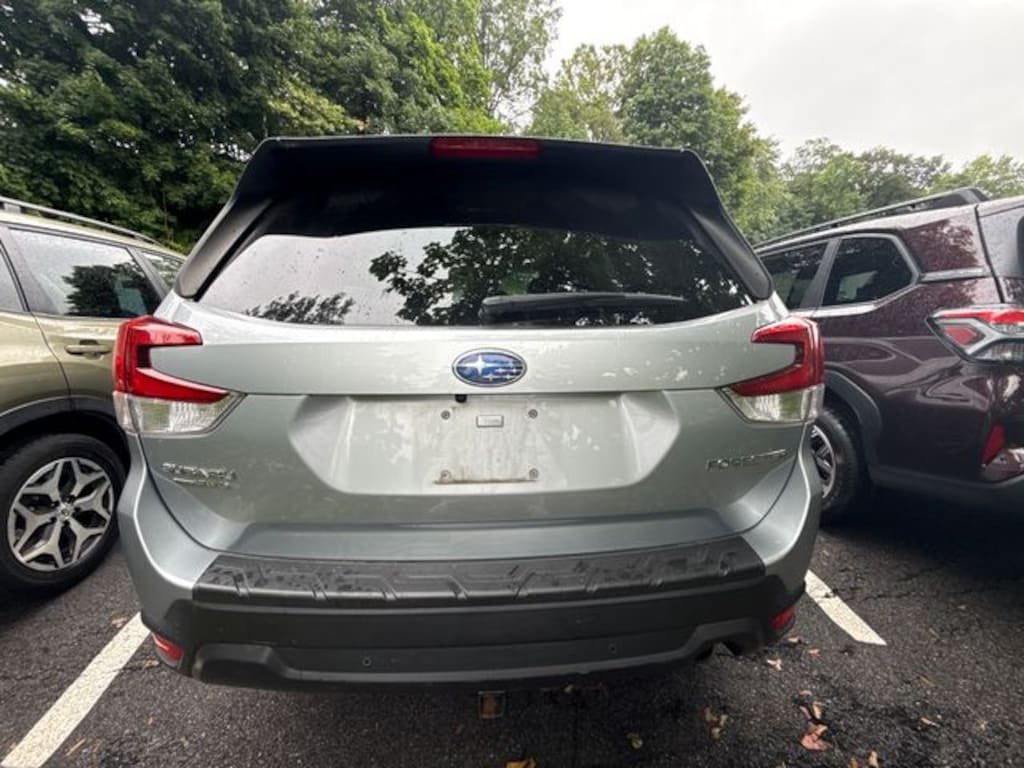 Used 2022 Subaru Forester Limited SUV