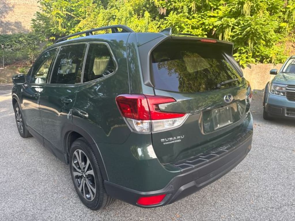 Used 2023 Subaru Forester Limited SUV