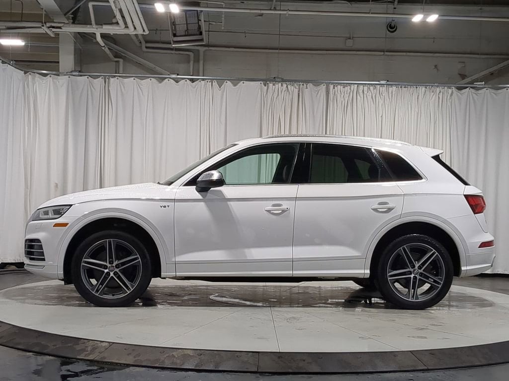 Thumbnail: 2018 Audi SQ5 - 14