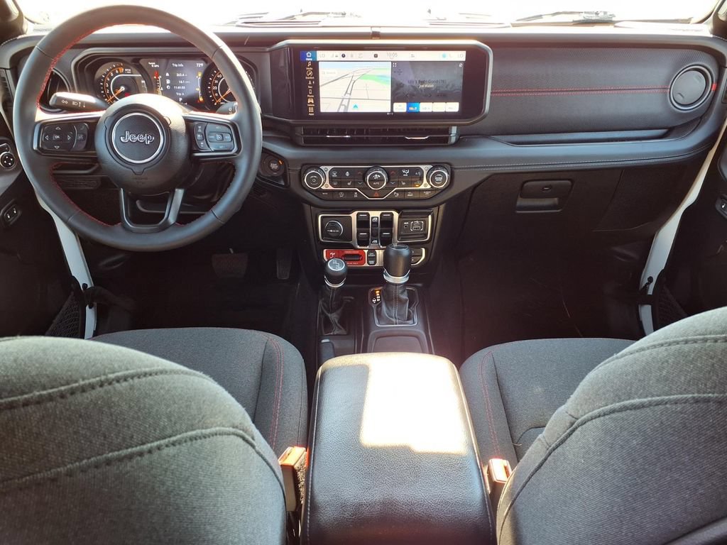 Thumbnail: 2024 Jeep Gladiator - 16