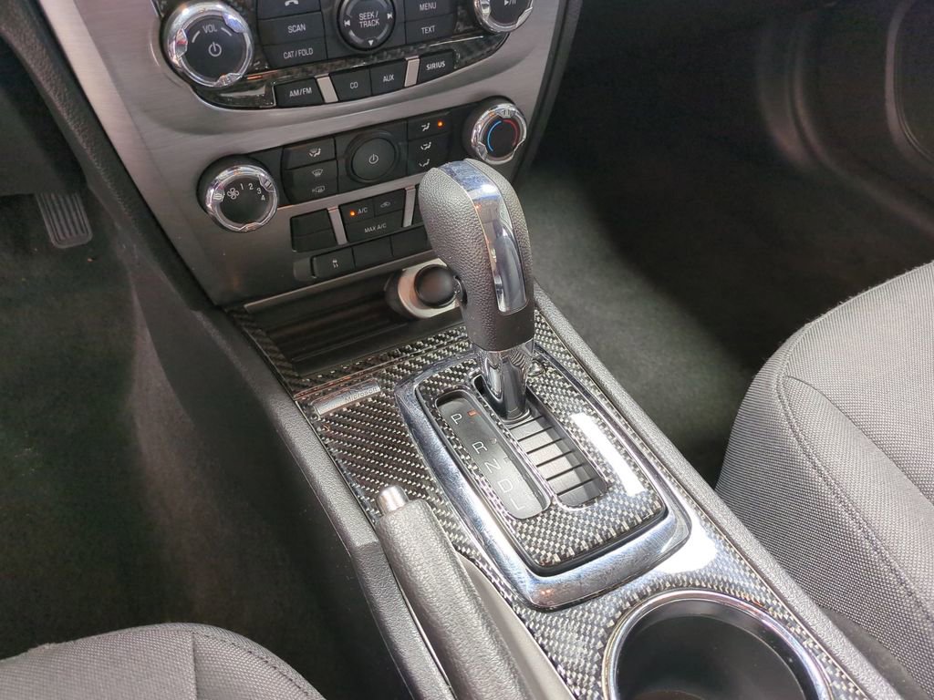 2010 Ford Fusion SE 28