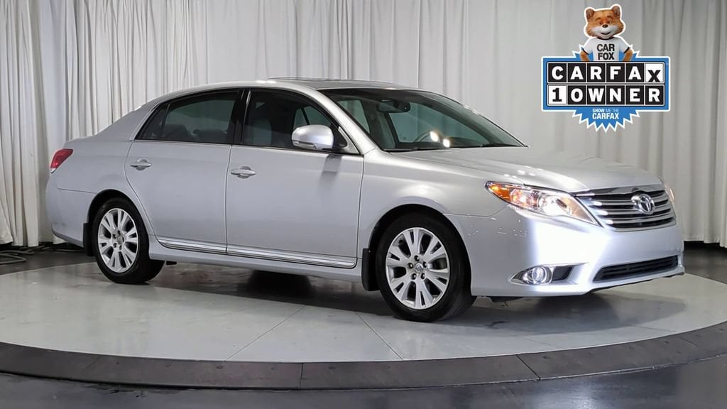 Thumbnail: 2011 Toyota Avalon - 2