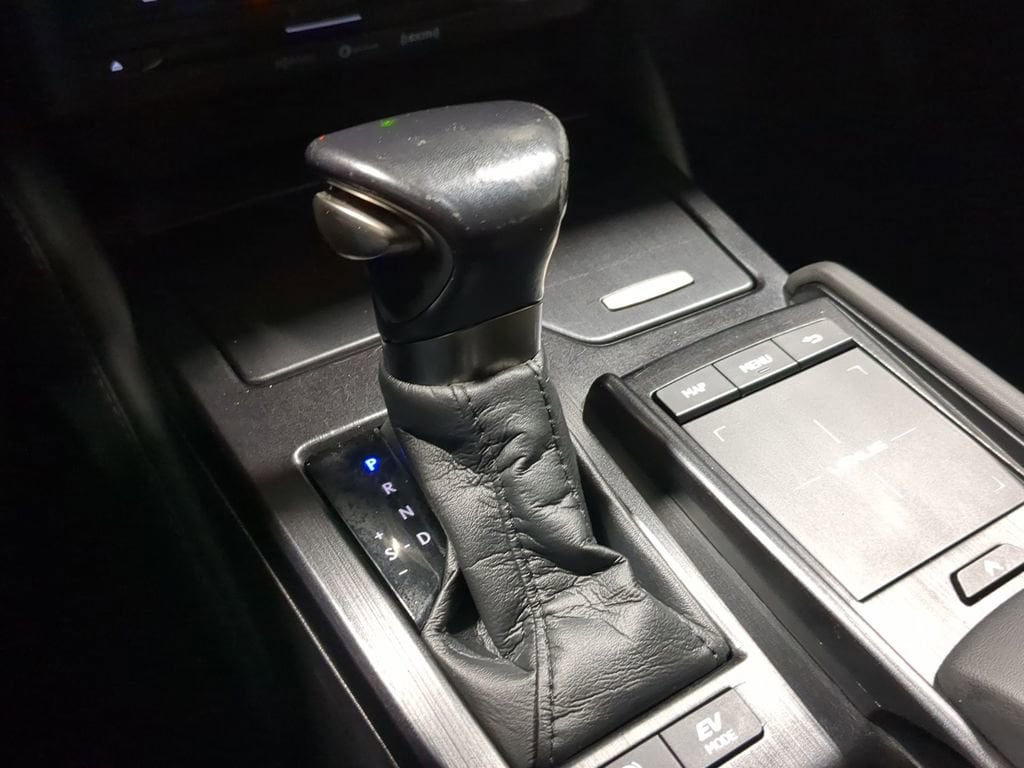 Thumbnail: 2022 Lexus ES - 43