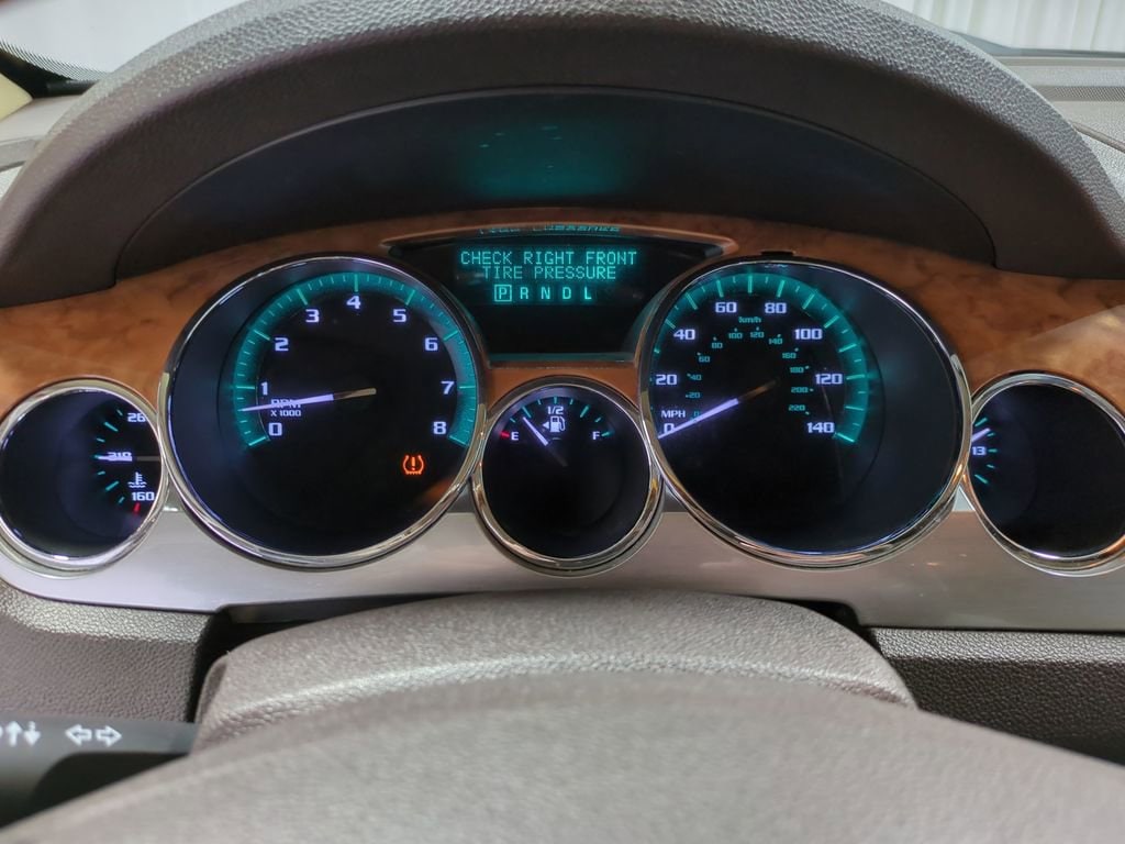 Thumbnail: 2009 Buick Enclave - 34